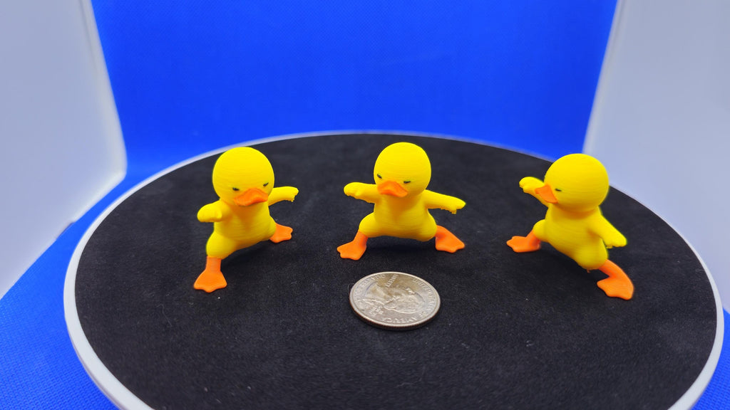Warrior Pose Yoga Duck Figurine – Handmade PLA Mini for Cruise Ducks, Shelf Decor
