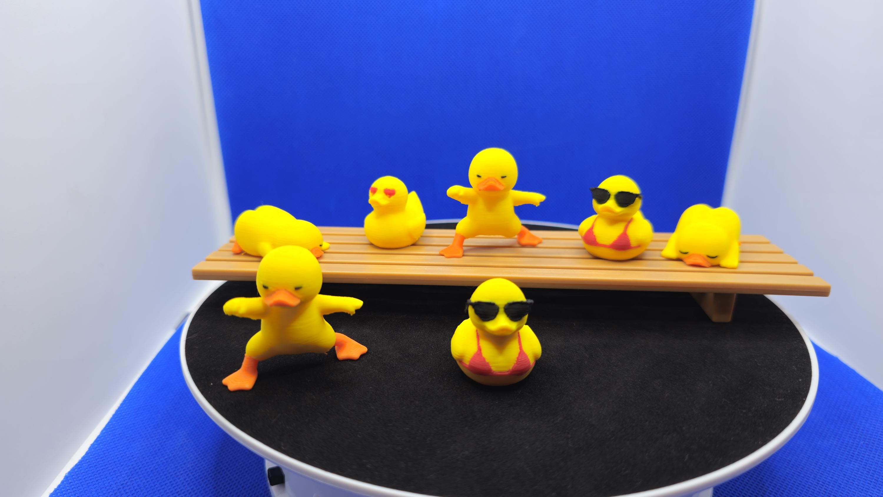 Warrior Pose Yoga Duck Figurine – Handmade PLA Mini for Cruise Ducks, Shelf Decor