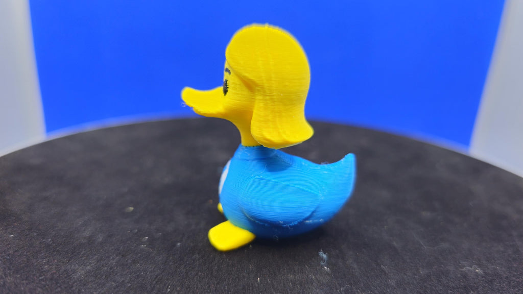 Mrs. Invisible Duck Figurine – Blue Hero PLA Collectible for Cruise Hunting
