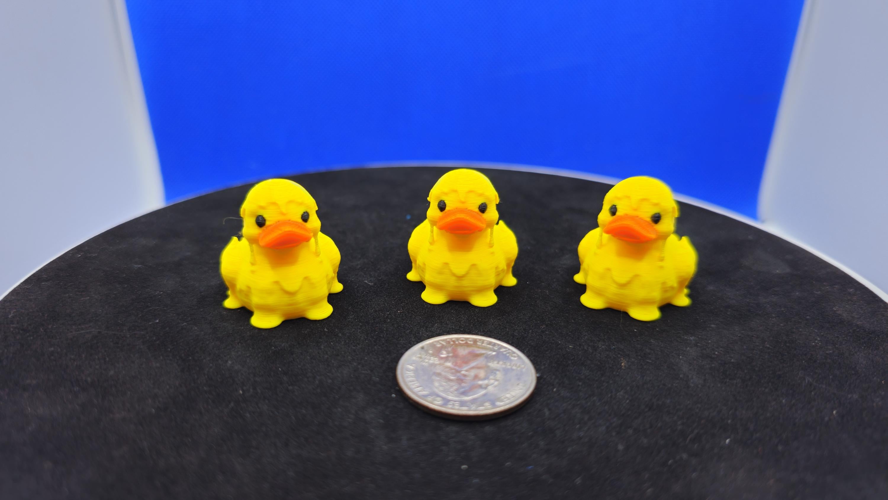 Melting Tropical Sun Duck Figurine – Mini Summer Collectible, Cruise Duck, Shelf Decor