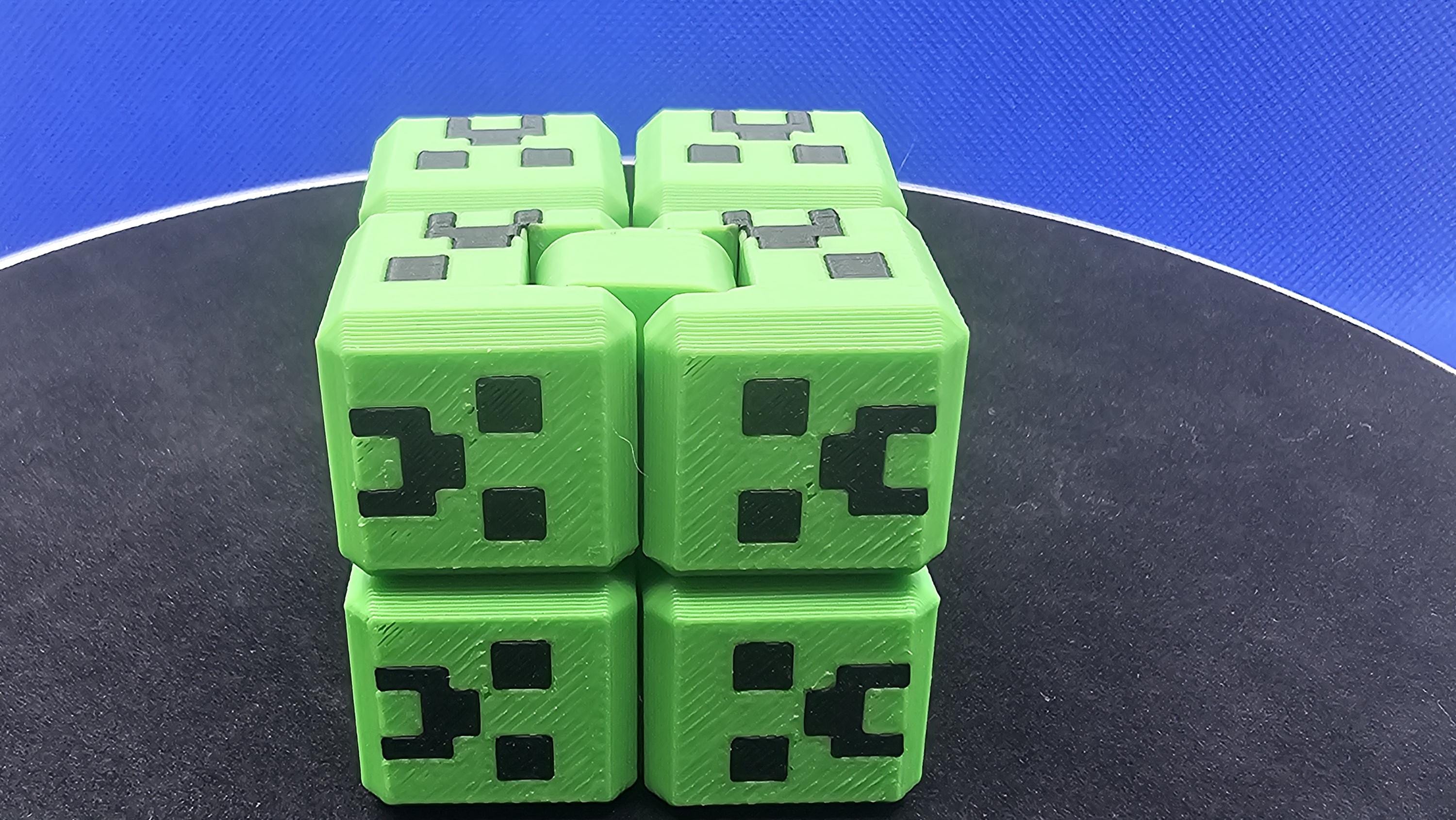 Minecraft Fidget Cube • Green & Black Creeper Cube • Pixel Stress Toy • Gamer Desk Toy • Creeper Face Fidget