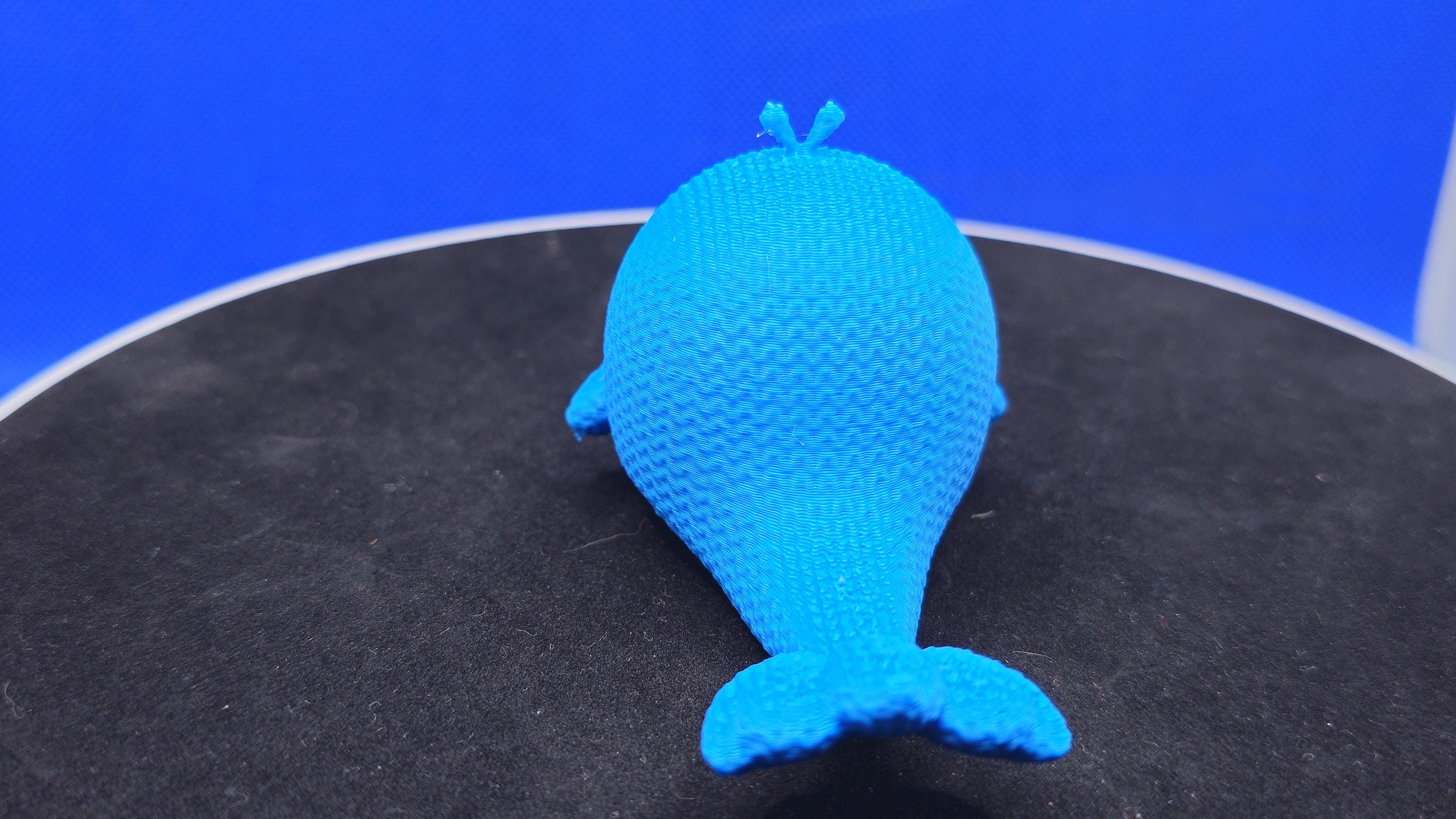 3D Printed Whale Figurine • Textured Yarn-Look Ocean Collectible