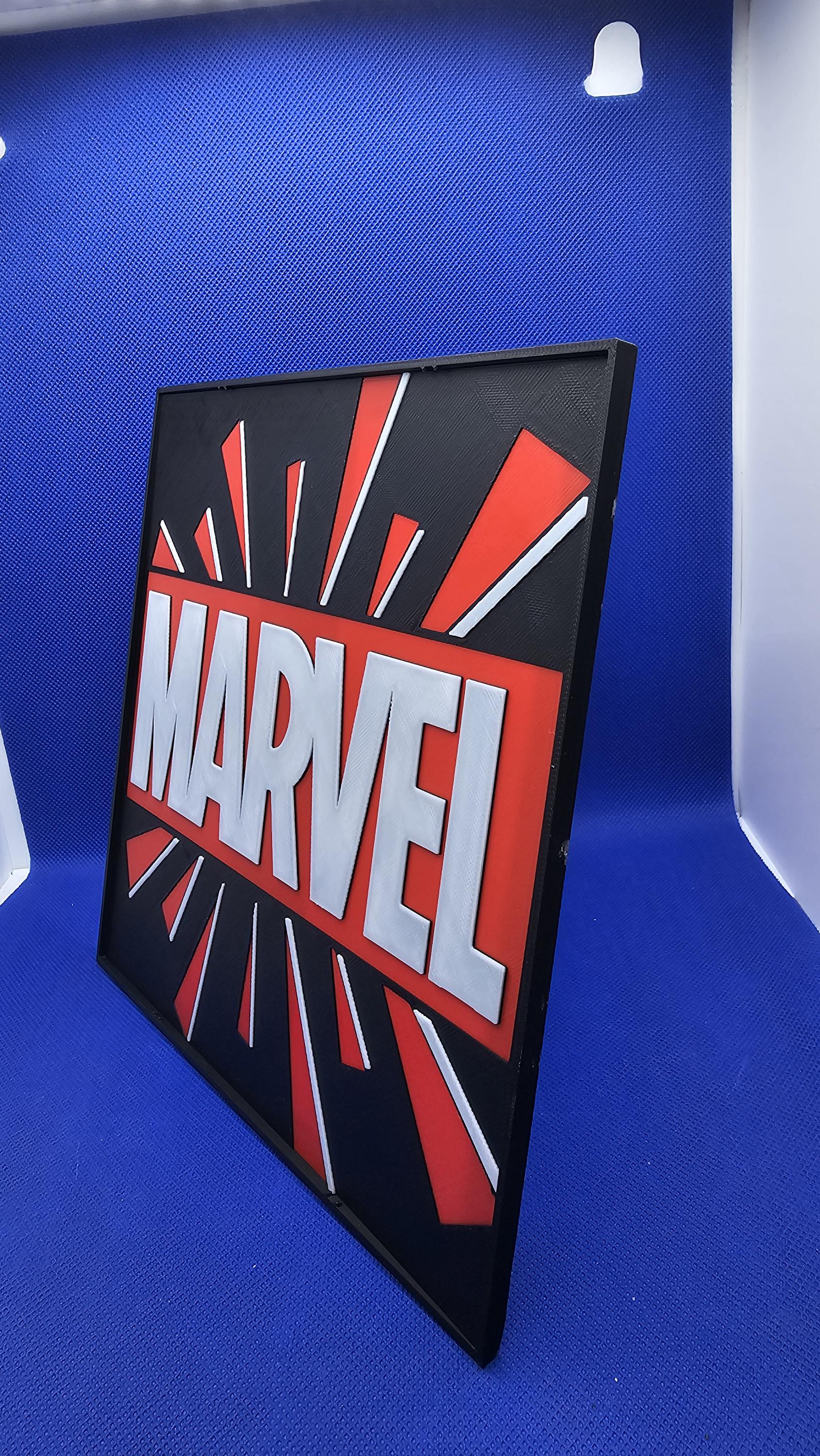 Comic Burst Logo Sign – Red & White Wall Art | 3D Printed Decor