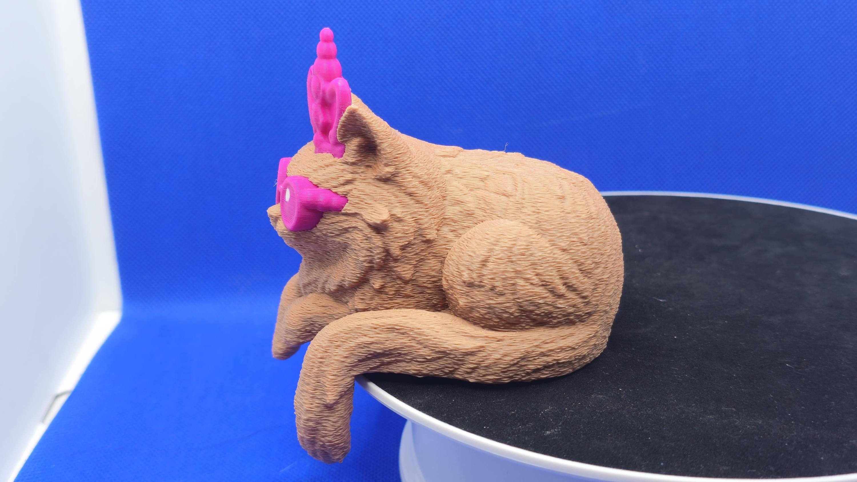 Princess Donut Bookshelf Buddy • Fantasy Reader Gift • 3D Printed Dungeon Crawler Inspired Decor