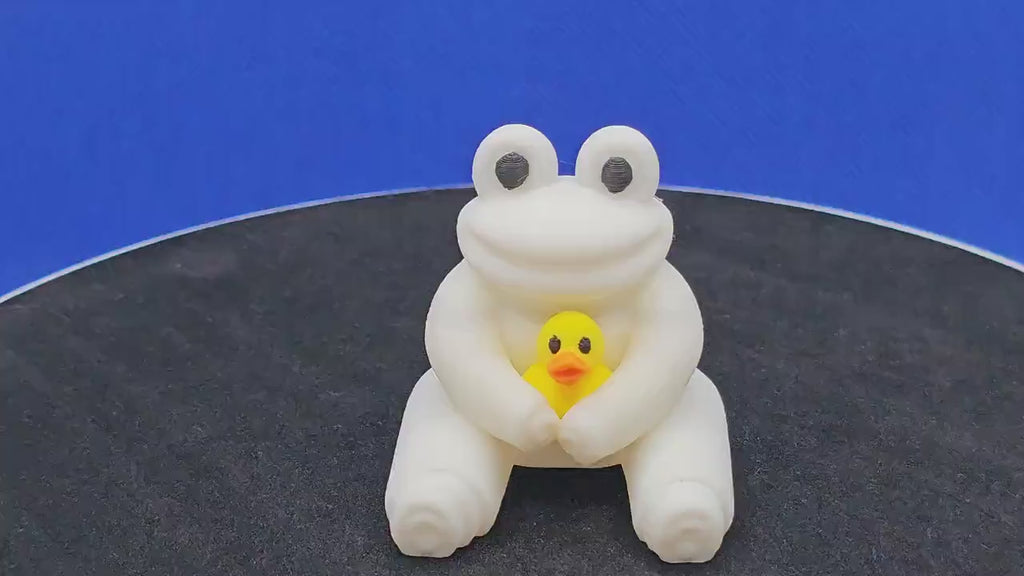 Towel Animal Frog Holding a Duck – Cute Cruise‑Style 3D Printed Display