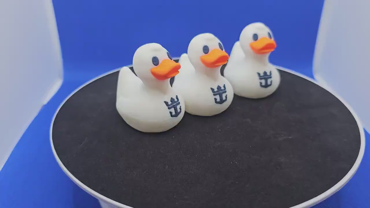 Royal Cruise Duck – 3D Printed Collectible for Cruise Hunts
