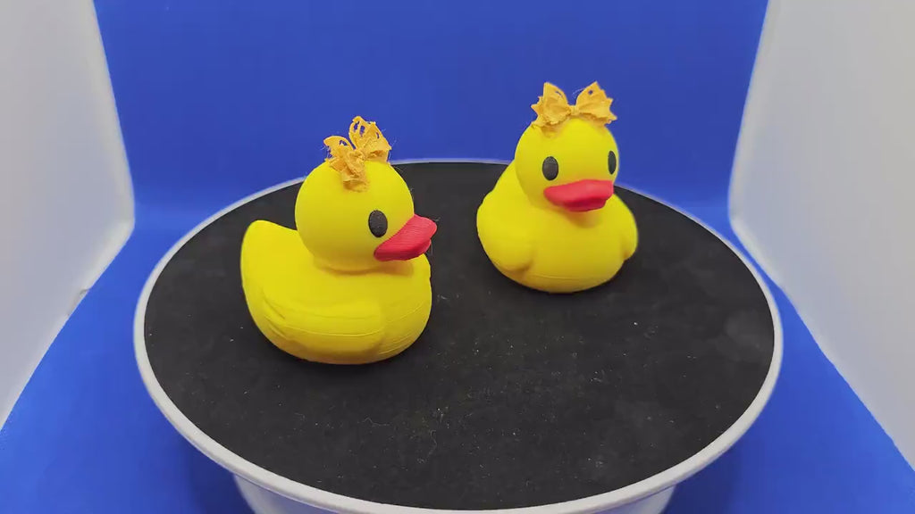 3D Printed Duck with a small Bow – Cruise Duck Hunt Collectible Toy