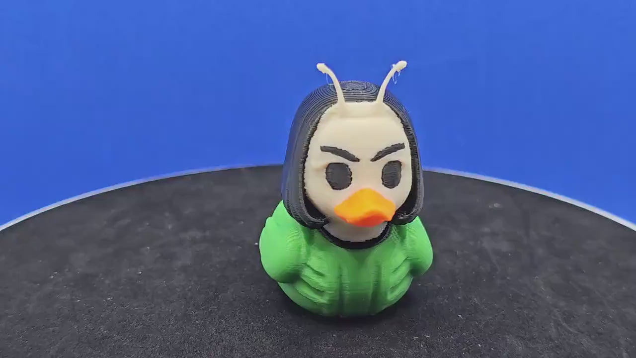 Mantis‑Style Duck – Empath Alien Mini Duck – 3D Printed Cruise Duck Hunt Collectible – Space Hero Gift – Green Sci‑Fi Duck
